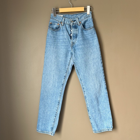 LEVI’S Original Cropped Jeans W25/L26 - Picture 3 of 15